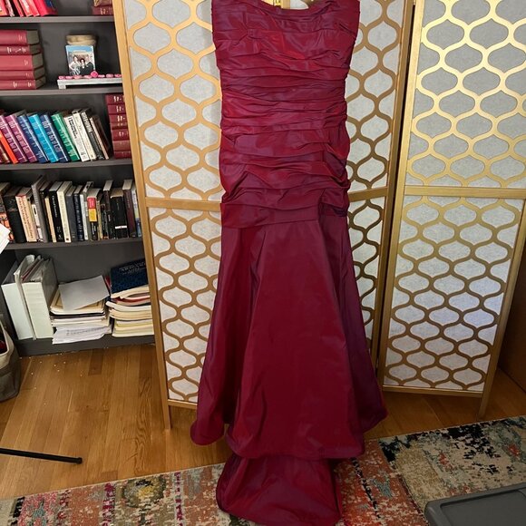 Vintage Tadashi Size M Burgundy Ruched Strapless Evening Long Mermaid Gown Dress - Picture 6 of 16